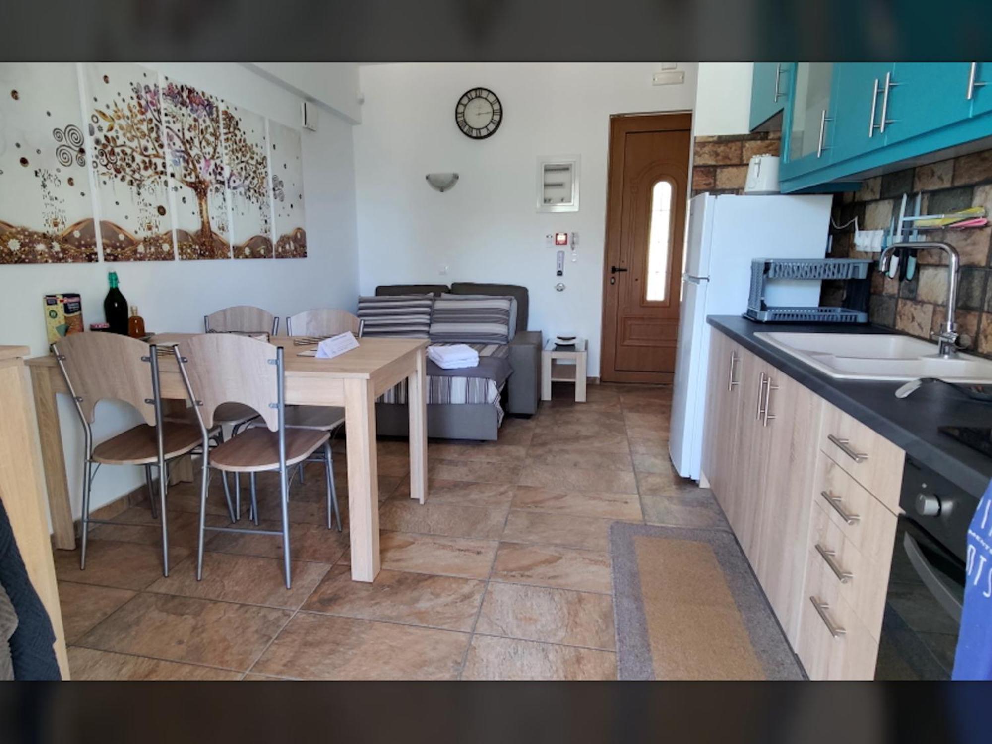 Arokariapartments Koróni エクステリア 写真